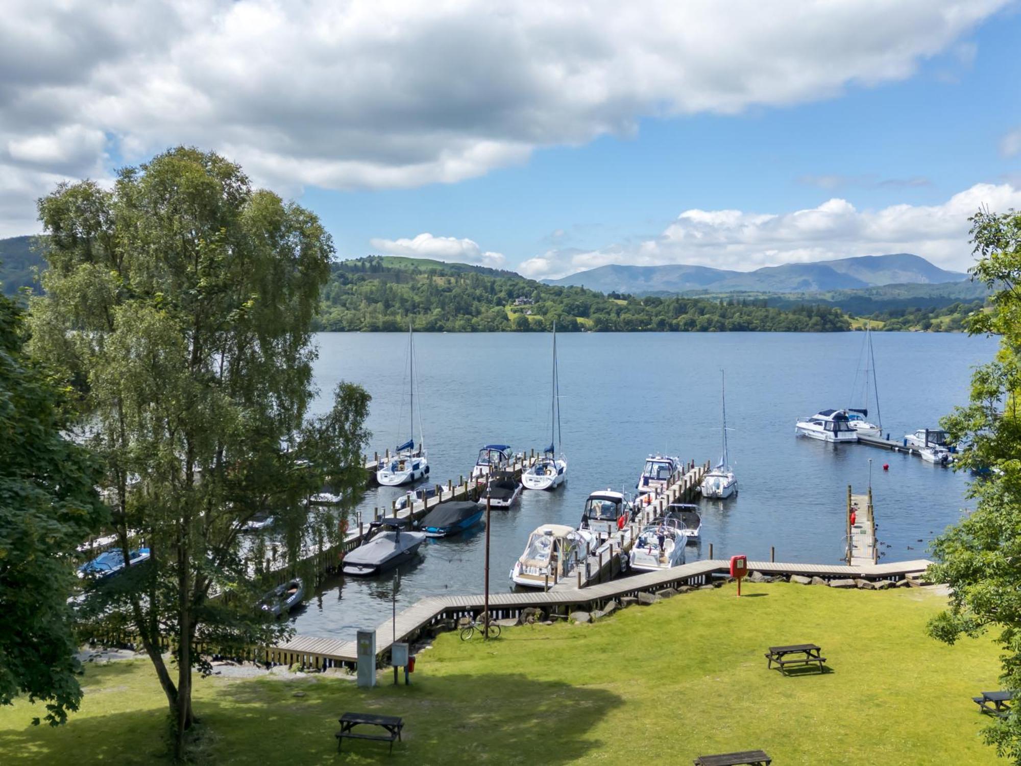 Pinehaven Lodge Уиндермир Экстерьер фото